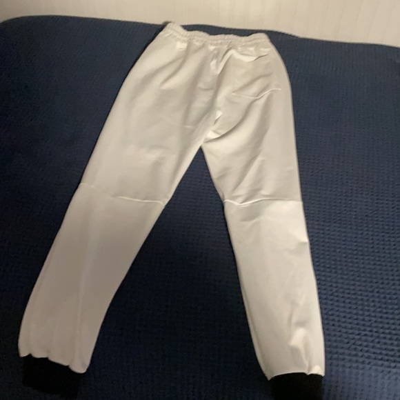 Sweat pants - Picture 3 of 4